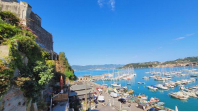 Casa al Molo tra le antiche mura, Lerici